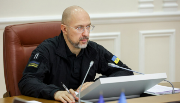 Тарифи на комунальні послуги впродовж опалювального сезону не підвищуватимуться - Шмигаль Тарифи на комунальні послуги впродовж опалювального сезону не підвищуватимуться - Шмигаль