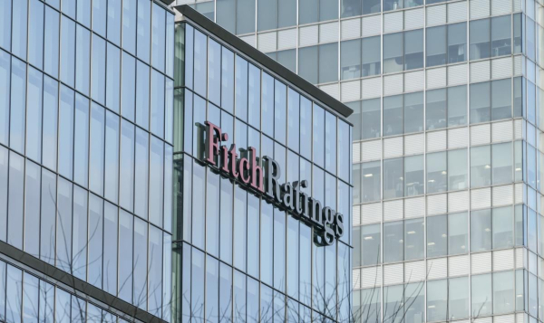 Агенство Fitch підтвердило довгостроковий рейтинг Україн на рівні "обмеженого дефолту" Агенство Fitch підтвердило довгостроковий рейтинг Україн на рівні "обмеженого дефолту"