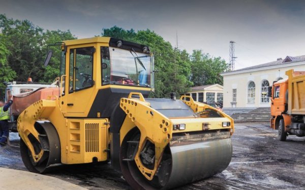 Київ витратить 1,5 мільярда гривень на дорогу до зачиненого аеропорту
Київ витратить 1,5 мільярда гривень на дорогу до зачиненого аеропорту