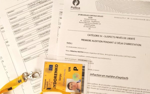 Редактора "Європейської правди" затримали в Брюсселі за підозрою у підготовці теракту на декілька годин
Редактора "Європейської правди" затримали в Брюсселі за підозрою у підготовці теракту на декілька годин