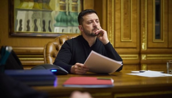 Зеленський підписав закон про авансовий платіж для виробників спирту та біоетанолу Зеленський підписав закон про авансовий платіж для виробників спирту та біоетанолу