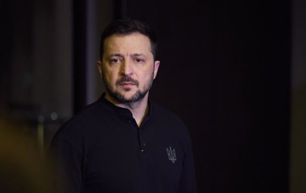 Зеленский на фоне шантажа со стороны Фицо дал поручение правительству
Зеленский на фоне шантажа со стороны Фицо дал поручение правительству