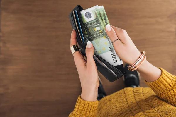 Расходы населения ЕС в 2023 году выросли на 0,5%, зарплаты — на 6,5%
Расходы населения ЕС в 2023 году выросли на 0,5%, зарплаты — на 6,5%