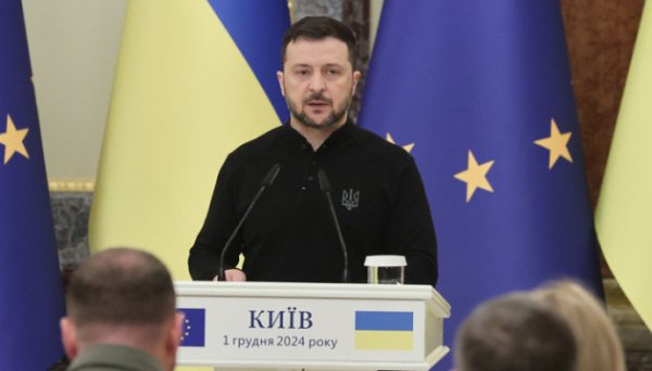 Зеленський: Близько €1 мільярда з доходів від заморожених російських активів підуть на підтримку ОПК Зеленський: Близько €1 мільярда з доходів від заморожених російських активів підуть на підтримку ОПК