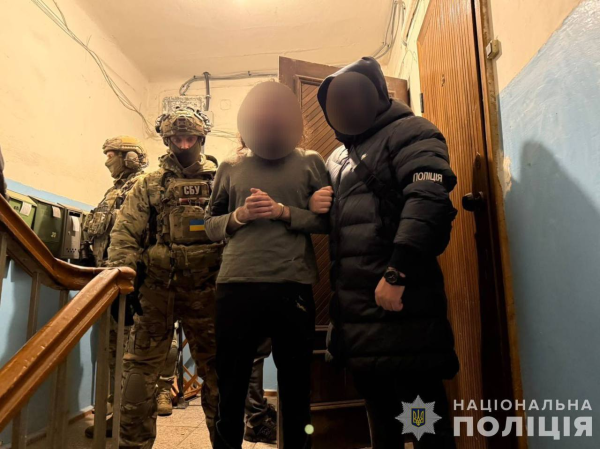 
Взрыв в Днепре. Правоохранители задержали подозреваемого в теракте 