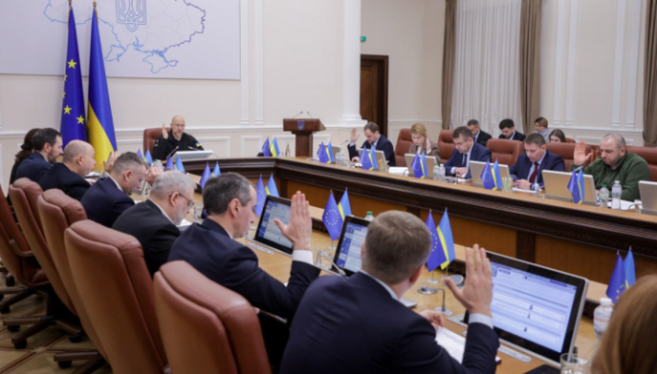 Уряд планує залучити €16,5 мільйона від ЄІБ на модернізацію транспорту - Шмигаль Уряд планує залучити €16,5 мільйона від ЄІБ на модернізацію транспорту - Шмигаль