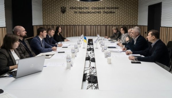 В Україні близько 1,5 мільйона гектарів сільгоспземель потребують зрошення - міністр В Україні близько 1,5 мільйона гектарів сільгоспземель потребують зрошення - міністр