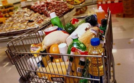 Какие продукты стоит купить сейчас, до Нового года, пока цены ниже: мнение эксперта
Какие продукты стоит купить сейчас, до Нового года, пока цены ниже: мнение эксперта