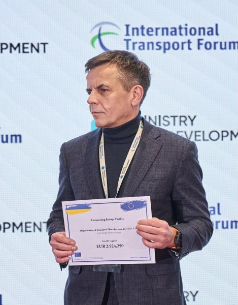 Україна отримає €52 мільйони від ЄС на реалізацію проєктів з розвитку транспортної інфраструктури Україна отримає €52 мільйони від ЄС на реалізацію проєктів з розвитку транспортної інфраструктури