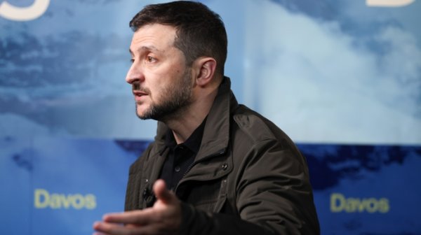 Зеленский уточнил, что вероятное количество миротворцев будет зависеть от размеров украинской армии Зеленский уточнил, что вероятное количество миротворцев будет зависеть от размеров украинской армии
