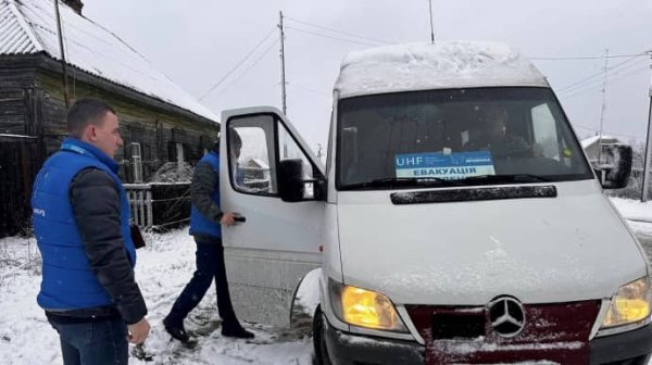 На Черниговщине из приграничной громады эвакуировали 24 местных жителя На Черниговщине из приграничной громады эвакуировали 24 местных жителя