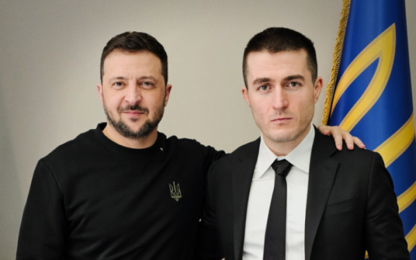 Американський блогер Лекс Фрідман записав 3-годинний подкаст із Зеленським
Американський блогер Лекс Фрідман записав 3-годинний подкаст із Зеленським