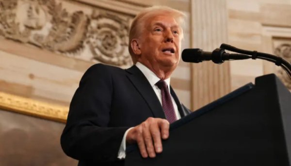Трамп хоче знизити світові ціни на нафту, щоб закінчити війну РФ проти України Трамп хоче знизити світові ціни на нафту, щоб закінчити війну РФ проти України