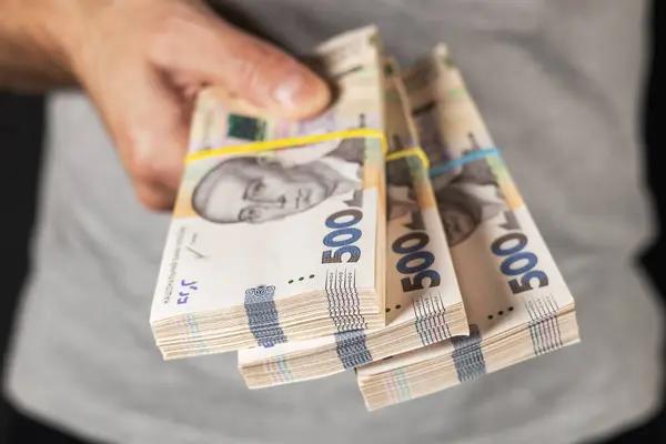 Официальный курс: НБУ понизил гривну на одну копейку
Официальный курс: НБУ понизил гривну на одну копейку