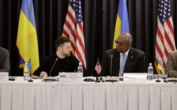 Умєров: в лютому проводимо наступний “Рамштайн”
Умєров: в лютому проводимо наступний “Рамштайн”