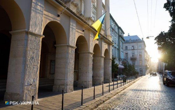 В двух самых дорогих областях Украины за 2024 год подешевела аренда квартир
В двух самых дорогих областях Украины за 2024 год подешевела аренда квартир