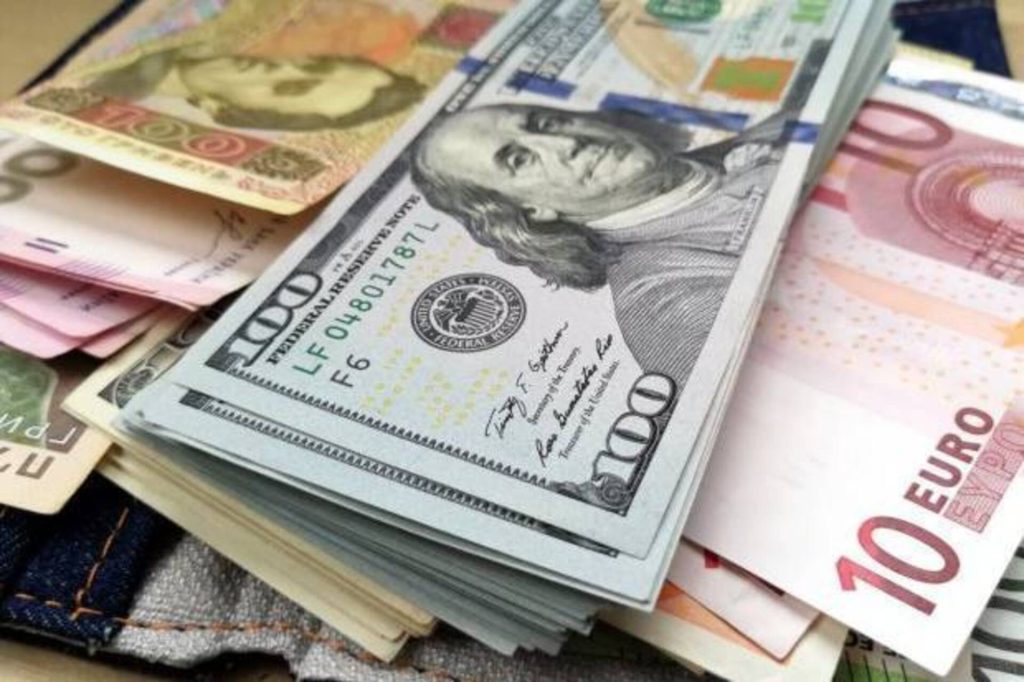 Офіційний курс валют на 27 січня: як змінюється ціна долара, євро та злотого в Україні Офіційний курс валют на 27 січня: як змінюється ціна долара, євро та злотого в Україні