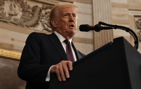 Трамп заявил, что предпочел бы не вводить пошлины против Китая
Трамп заявил, что предпочел бы не вводить пошлины против Китая