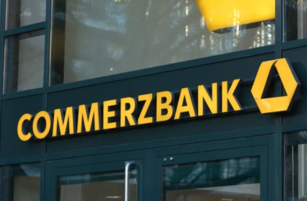 Commerzbank ждет конкретного предложения от UniCredit
Commerzbank ждет конкретного предложения от UniCredit
