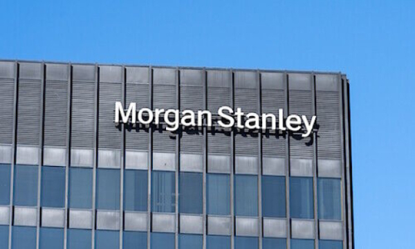 Прибыль Morgan Stanley выросла более чем вдвое благодаря активности на рынке слияний и поглощений
Прибыль Morgan Stanley выросла более чем вдвое благодаря активности на рынке слияний и поглощений