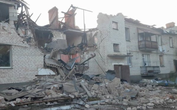Росіяни понад 90 разів обстріляли прикордоння півночі України
Росіяни понад 90 разів обстріляли прикордоння півночі України