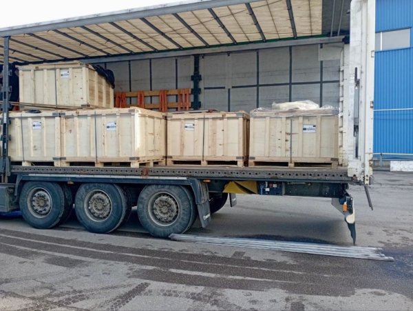 В Україну намагались завезти підсанкційний каучук з Ірану, виробник якого має офіс у Росії В Україну намагались завезти підсанкційний каучук з Ірану, виробник якого має офіс у Росії