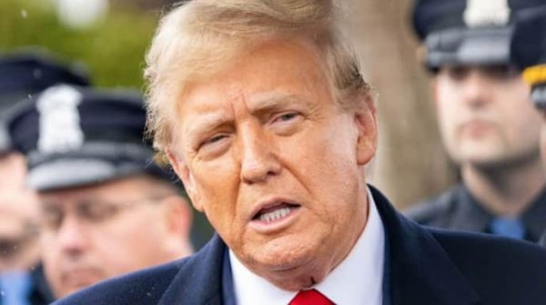 "Может Саудовская Аравия": Трамп размышляет над своим первым зарубежным визитом "Может Саудовская Аравия": Трамп размышляет над своим первым зарубежным визитом