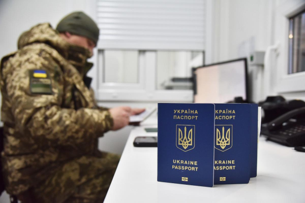 На кордоні з Румунією до кінця зими обмежать рух в одному з пунктів пропуску: причина На кордоні з Румунією до кінця зими обмежать рух в одному з пунктів пропуску: причина