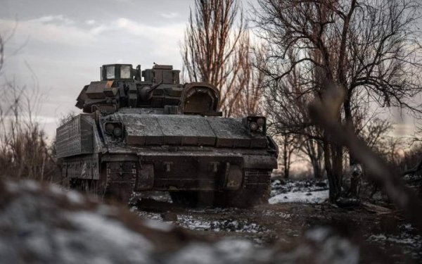 Головне за п’ятницю, 3 січня: удар по Чернігову, майже 140 боєзіткнень, анонс нових пакетів допомоги від США
Головне за п’ятницю, 3 січня: удар по Чернігову, майже 140 боєзіткнень, анонс нових пакетів допомоги від США