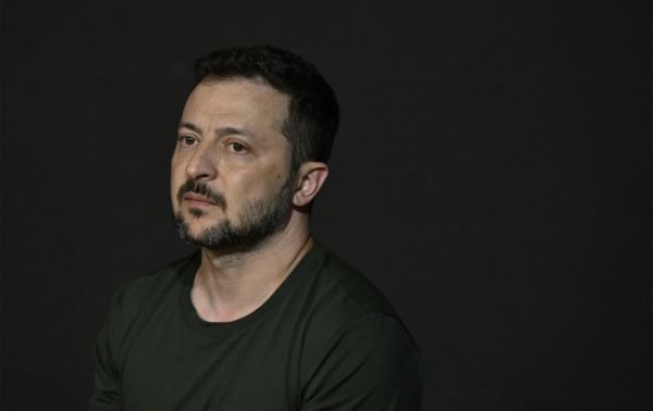 Зеленский анонсировал встречи и переговоры по усилению ПВО
Зеленский анонсировал встречи и переговоры по усилению ПВО