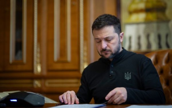 Зеленский анонсировал новые санкции СНБО
Зеленский анонсировал новые санкции СНБО