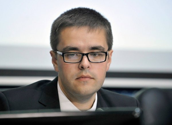 Чому ЄС варто відмовитися від російських зрідженого газу та трубопровідної нафти Чому ЄС варто відмовитися від російських зрідженого газу та трубопровідної нафти