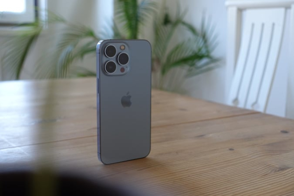 Продажи iPhone в Китае достигли исторического минимума: Apple уступает конкурентам
Продажи iPhone в Китае достигли исторического минимума: Apple уступает конкурентам