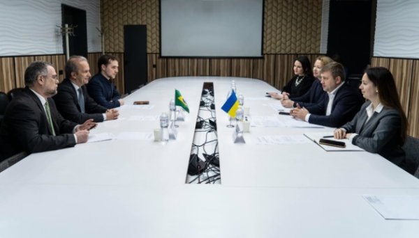 Україна і Бразилія можуть налагодити співпрацю з виробництва біоетанолу Україна і Бразилія можуть налагодити співпрацю з виробництва біоетанолу