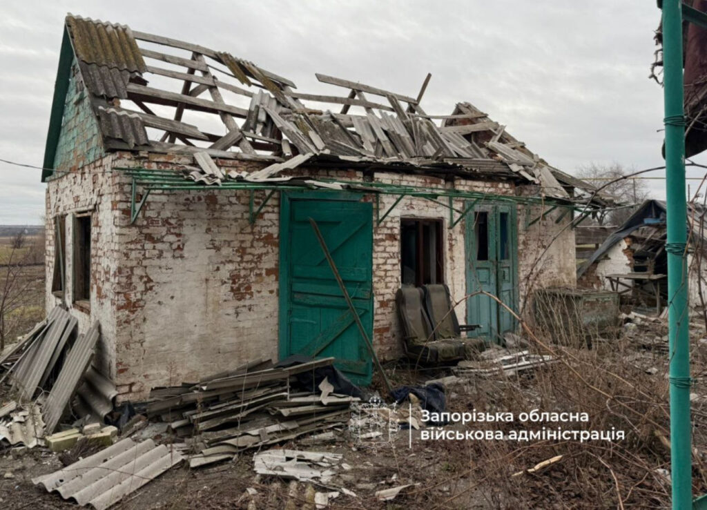 Російські війська здійснили масовані атаки на Запорізьку область: деталі обстрілів за 6 січня Наслідки обстрілів