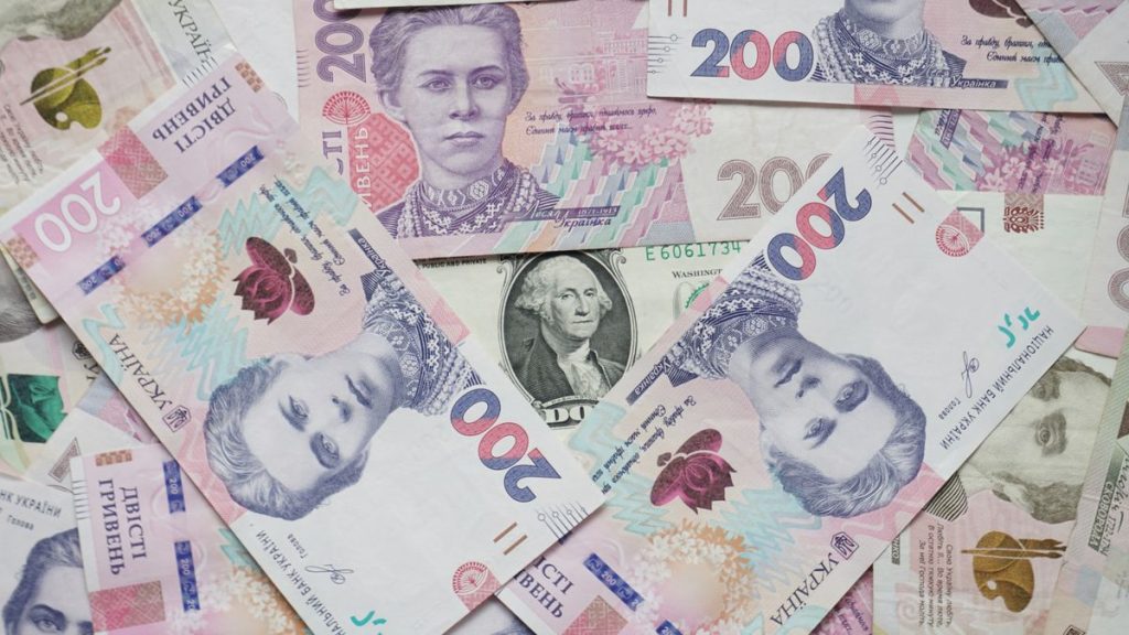 Як змінився курс валют 20 березня? Актуальна вартість долара, євро та злотого Як змінився курс валют 20 березня? Актуальна вартість долара, євро та злотого