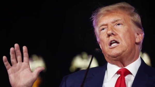 Трамп ответил упреком на предложение Зеленского купить "Патриоты" Трамп ответил упреком на предложение Зеленского купить "Патриоты"