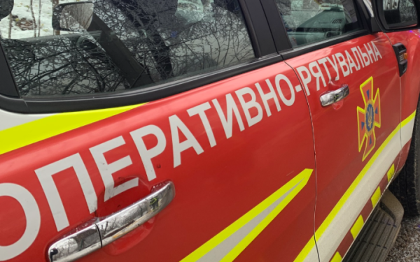 На Буковині сім’я отруїлася чадним газом, четверо людей в реанімації
На Буковині сім’я отруїлася чадним газом, четверо людей в реанімації