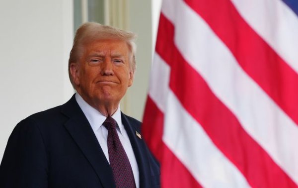 Целая отрасль стоимостью 80 млрд долларов замерла из-за тарифов Трампа, - FT
Целая отрасль стоимостью 80 млрд долларов замерла из-за тарифов Трампа, - FT