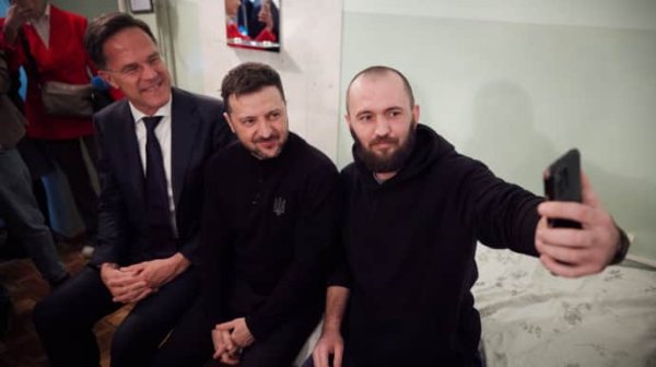 Генсек НАТО и Зеленский посетили Одессу Генсек НАТО и Зеленский посетили Одессу