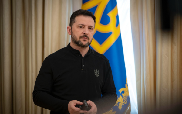 Зеленський: понад 40% зброї, яку використовують на фронті, вироблена в Україні
Зеленський: понад 40% зброї, яку використовують на фронті, вироблена в Україні