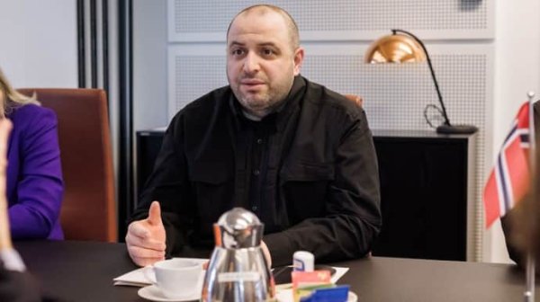 Умеров: США остаются рядом и продолжают поддерживать Украину Умеров: США остаются рядом и продолжают поддерживать Украину
