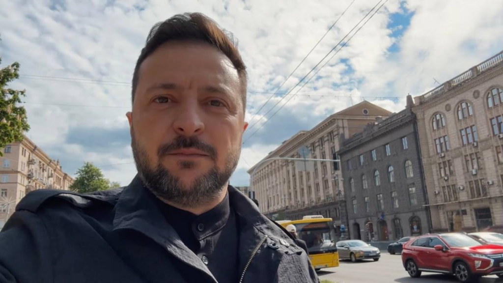Україна пам’ятає: Зеленський звернувся до народу у символічному місці