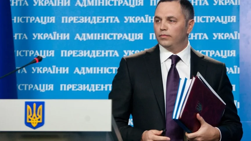 Портнова можуть поховати на Звіринецькому через ризик скандалу Тіло Портнова повернуть в Україну: поховання в Києві