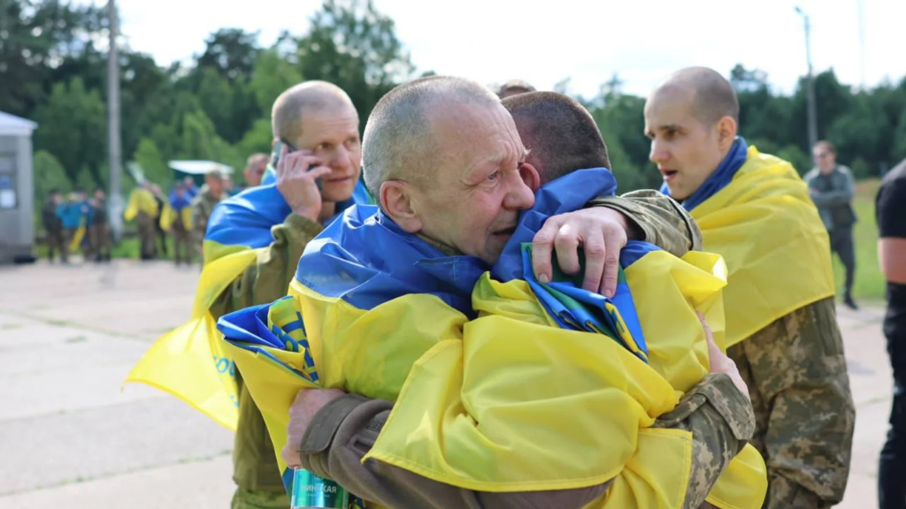 Україна звільнила бійців, що перебували в полоні понад три роки Черговий обмін військовополоненими