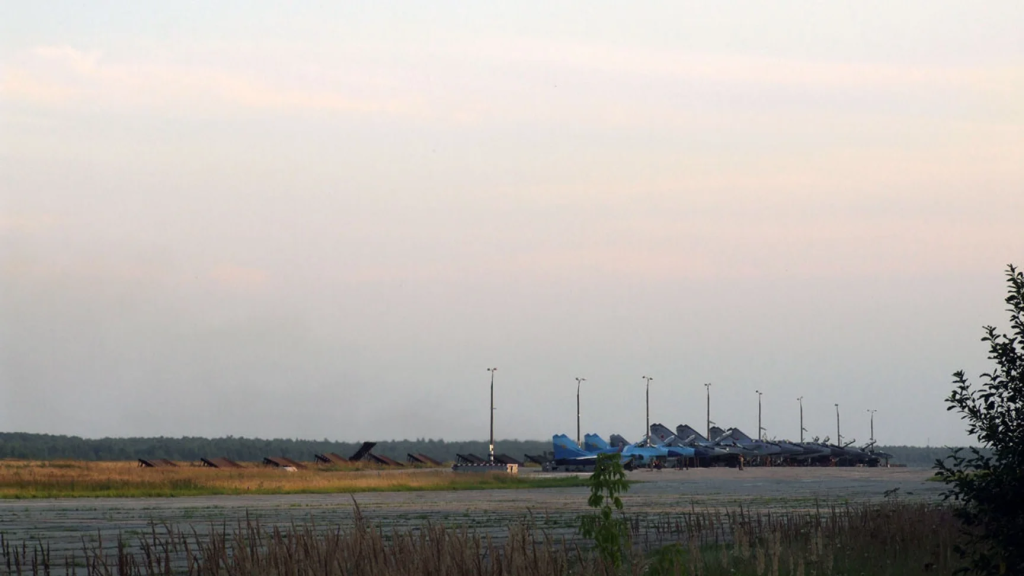 Україна атакувала базу МіГ-31К, що запускали «Кинджали» Україна атакувала базу МіГ-31К, що запускали «Кинджали»
