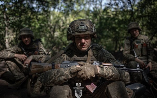 На фронті від початку доби відбулося 160 боїв