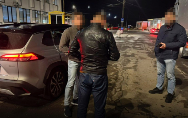 Коррупция в налоговой: разоблачен конвертационный центр с оборотом 15 миллиардов