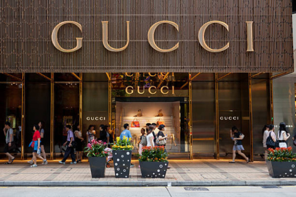 Владелец Gucci ведет переговоры о продаже своего бьюти-бизнеса L'Oréal за $4 млрд