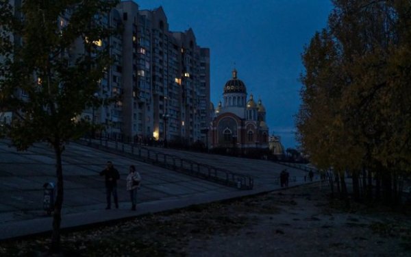 У низці областей енергетики застосували аварійні відключення світла